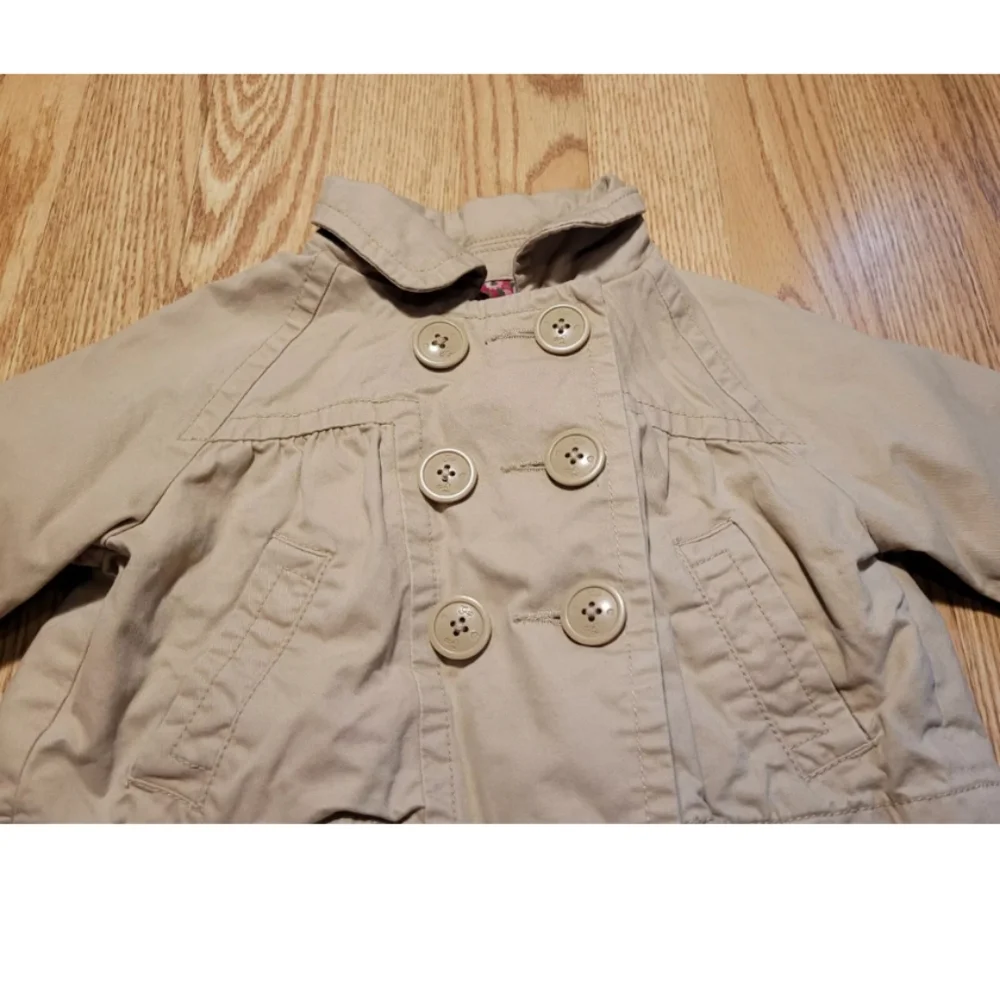 Gap Baby Girls Coat Size: 2 Years Button